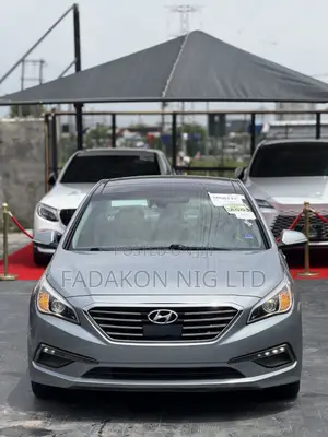 Hyundai Sonata Limited 4dr Sedan (2.4L 4cyl 6A) 2015 Gray