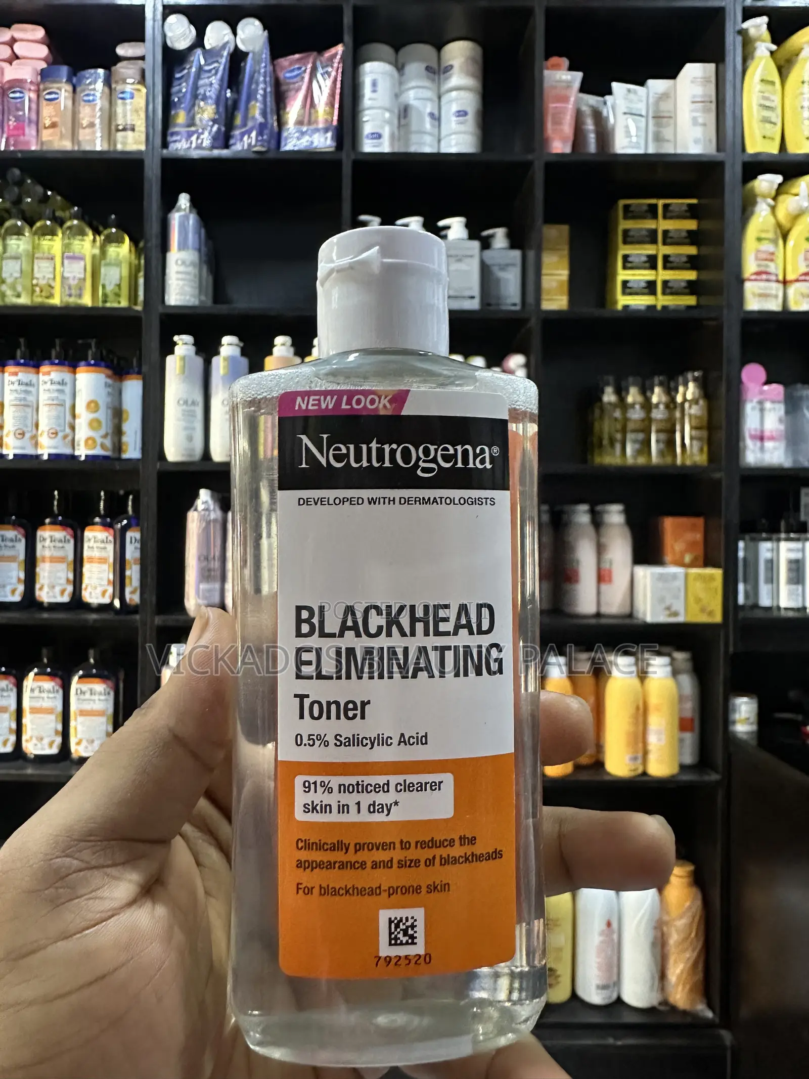 Neutrogena Blackhead Eliminating Toner