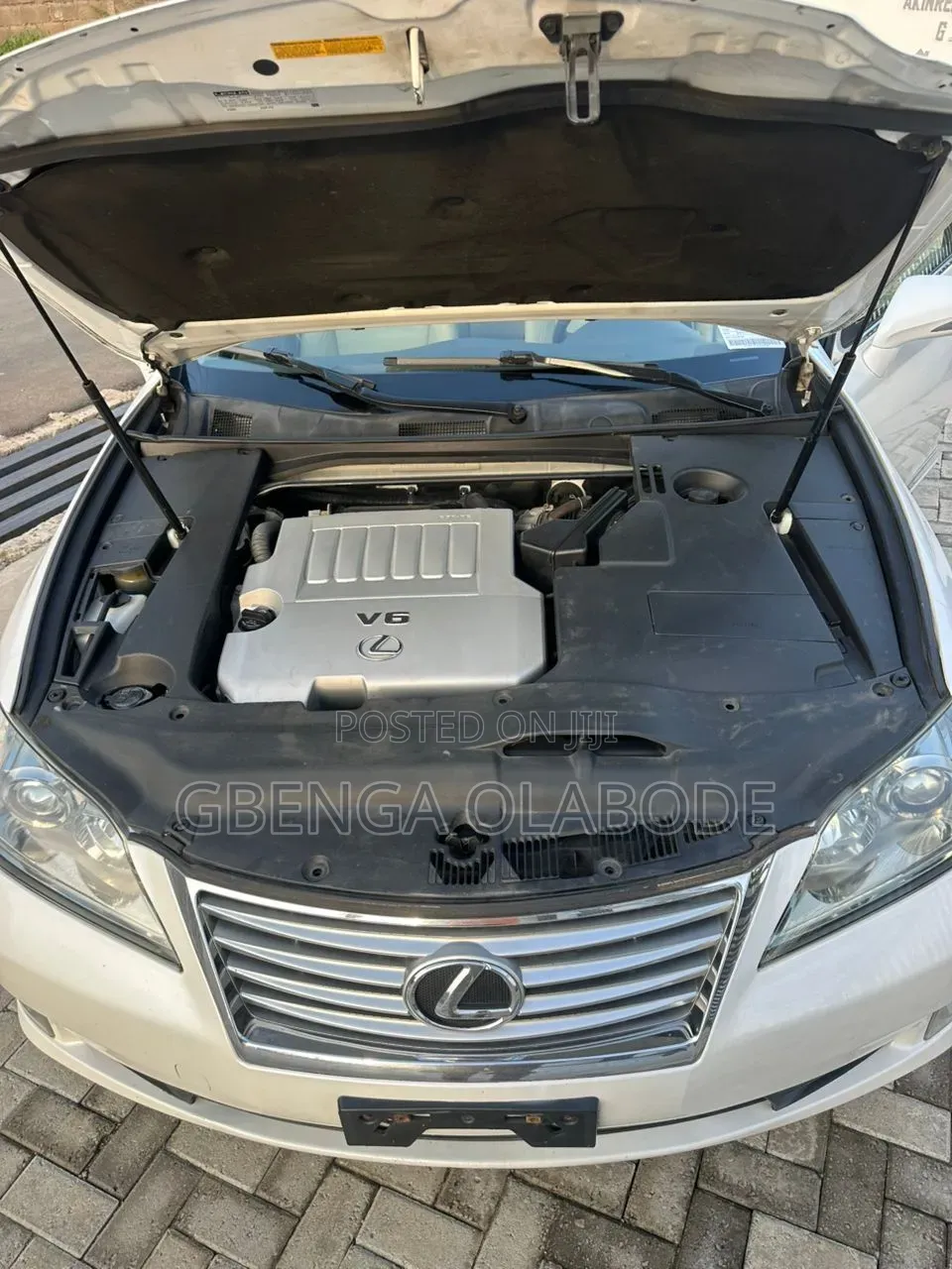 Lexus ES 350 2011 White