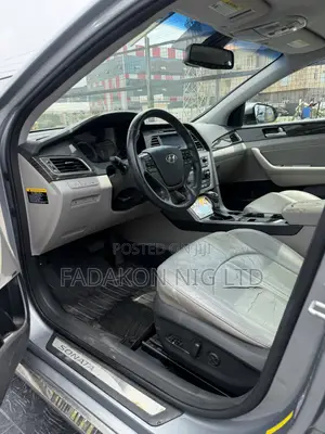 Hyundai Sonata Limited 4dr Sedan (2.4L 4cyl 6A) 2015 Gray