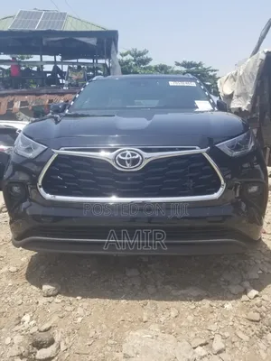 Toyota Highlander 2022 Black