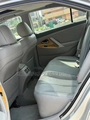 Toyota Camry XLE V6 4dr Sedan (3.5L 6cyl 6AM) 2007 Silver