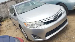 Toyota Camry 2014 Silver