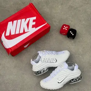 Louis Vuitton Summit Sneakers
