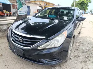 Hyundai Sonata 2011 Black