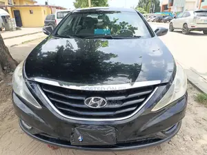 Hyundai Sonata 2011 Black