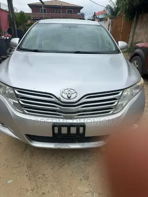 Toyota Venza AWD 2011 Silver