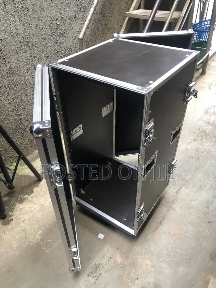 21 Unit Amplifier Rack