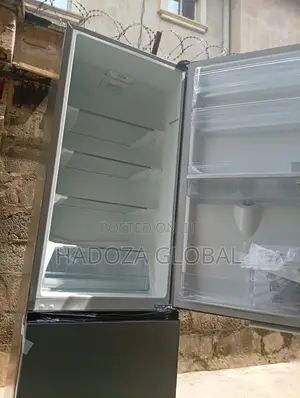 Hisense 35DCB Fridge – Dependable Cooling for Daily Use
