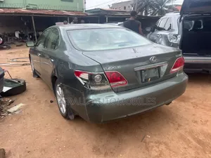 Lexus ES 330 2006 Green