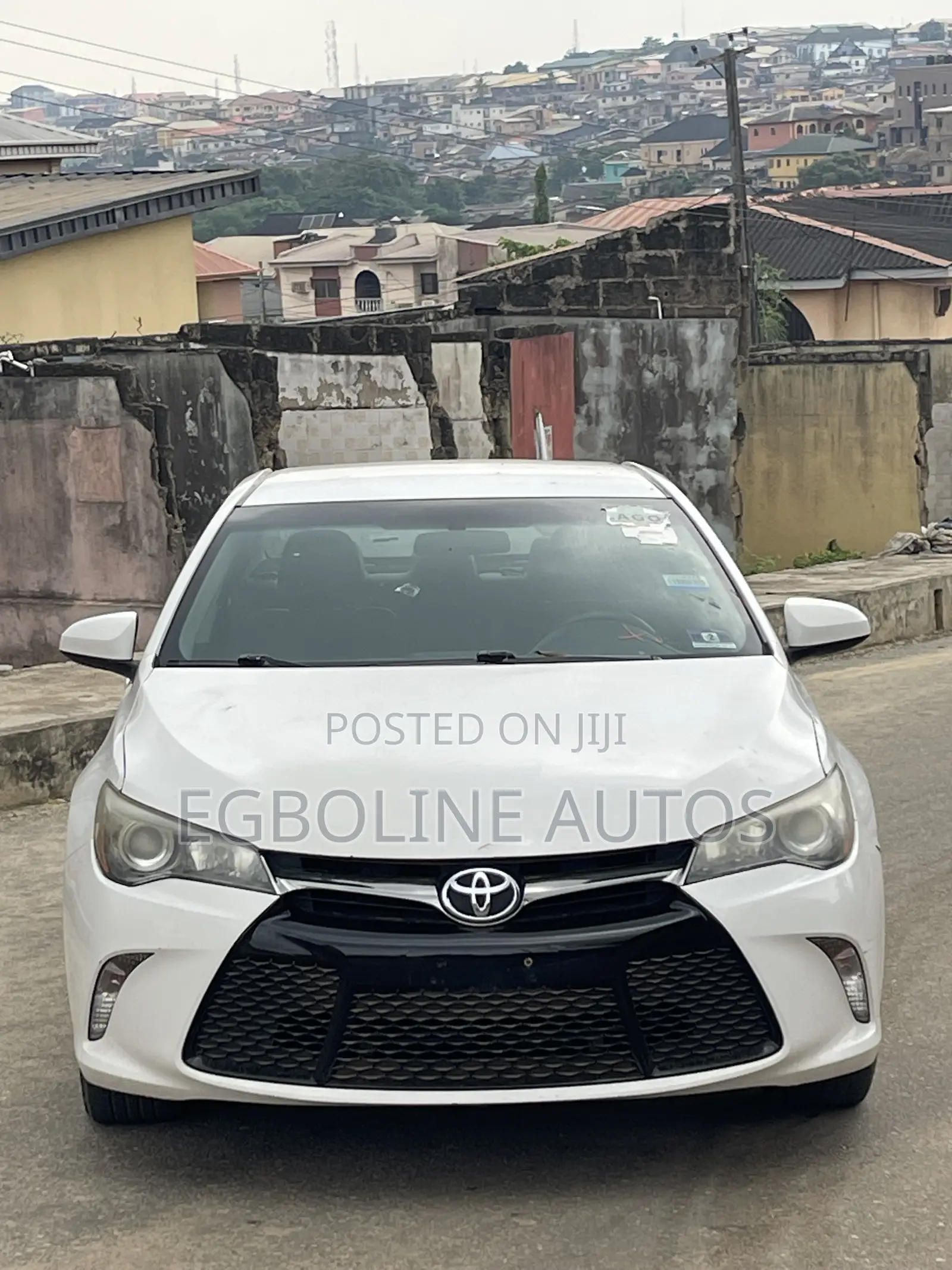 Toyota Camry 2016 White