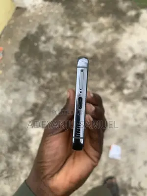 Samsung Galaxy S23 128 GB Gray