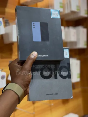 New Samsung Galaxy Z Fold4 512 GB Gray