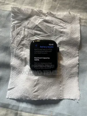 Apple Watch SE 2 44mm