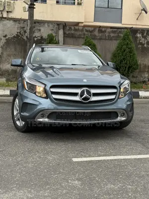 Mercedes-Benz GLA 250 2015