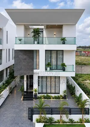 5bdrm Duplex in Ochoa, Lagos State for sale