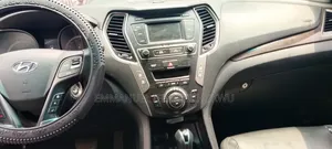 Hyundai Santa Fe SE AWD 2017 Black