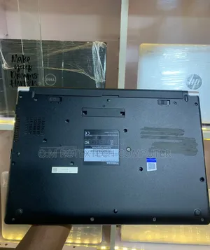 Laptop Toshiba A40 4GB Intel Core i5 SSD 128GB