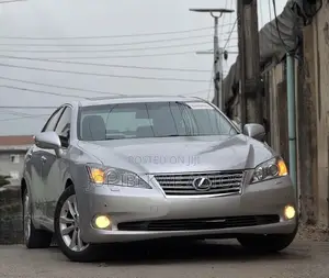 Lexus ES 350 2012 Silver