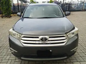 Toyota Highlander 2013 Gray