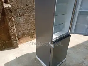 Hisense 35DCB – Stylish and Reliable Refrigeration Solution