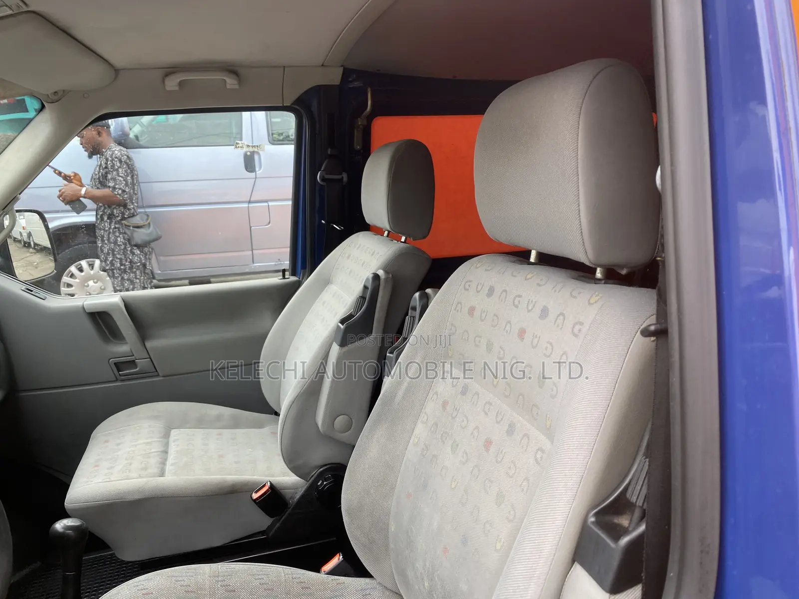 Volkswagen Transporter 2005 Orange