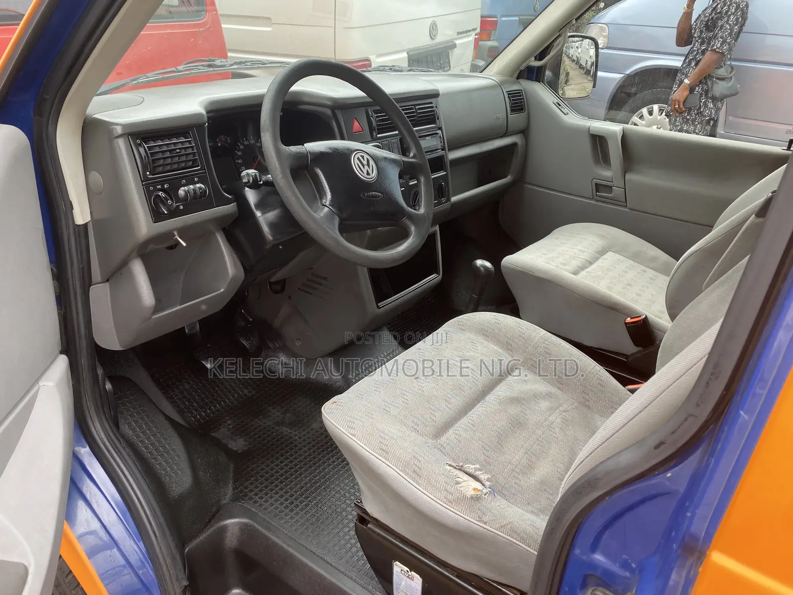 Volkswagen Transporter 2005 Orange