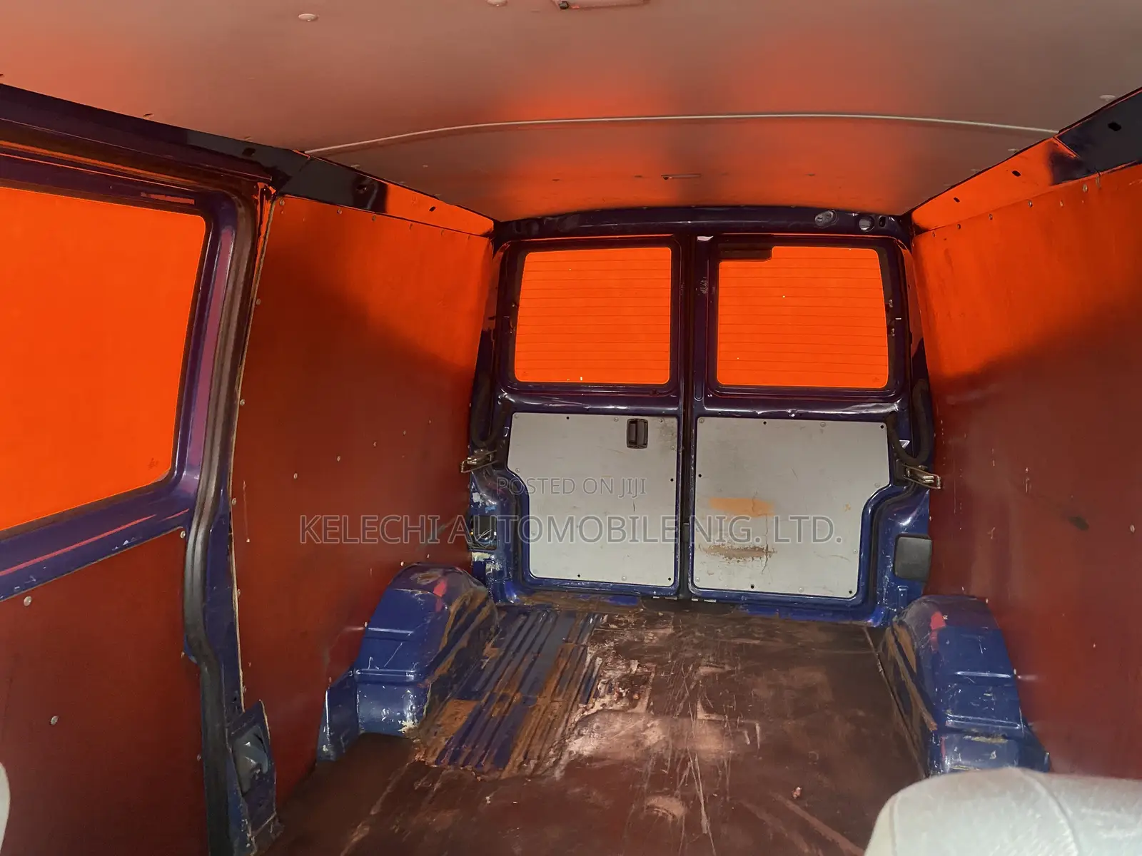 Volkswagen Transporter 2005 Orange