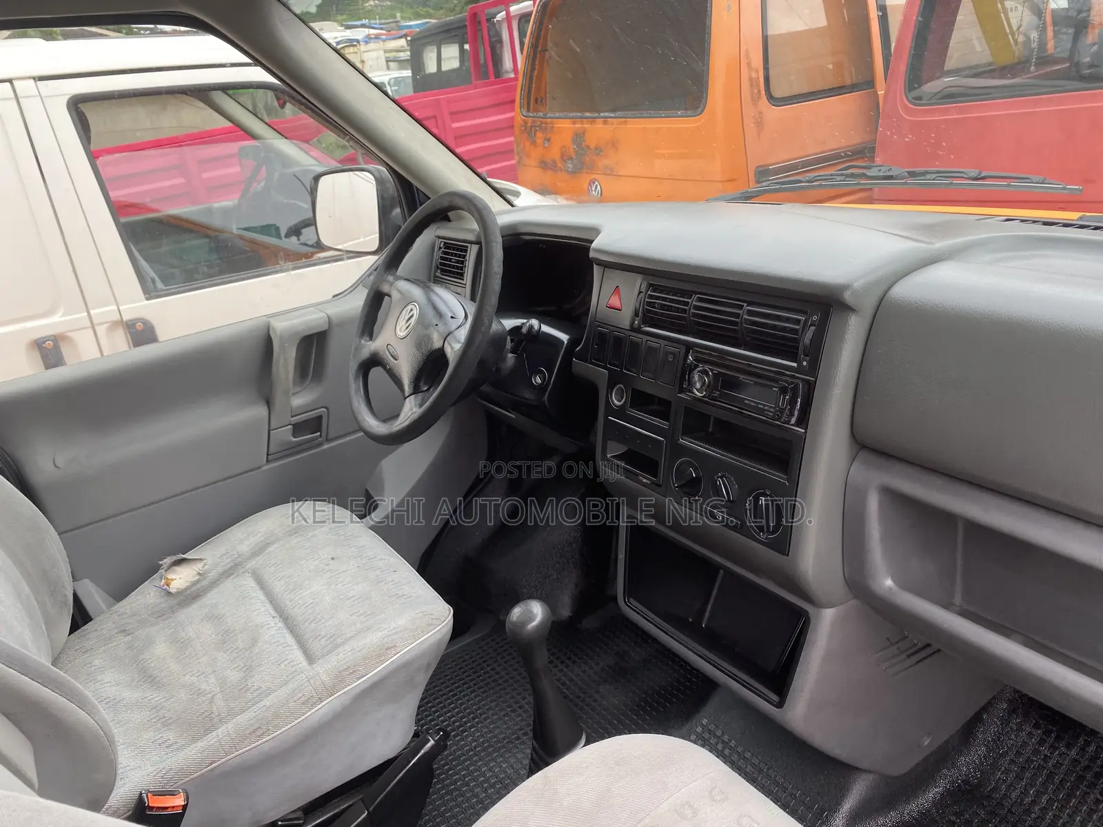 Volkswagen Transporter 2005 Orange