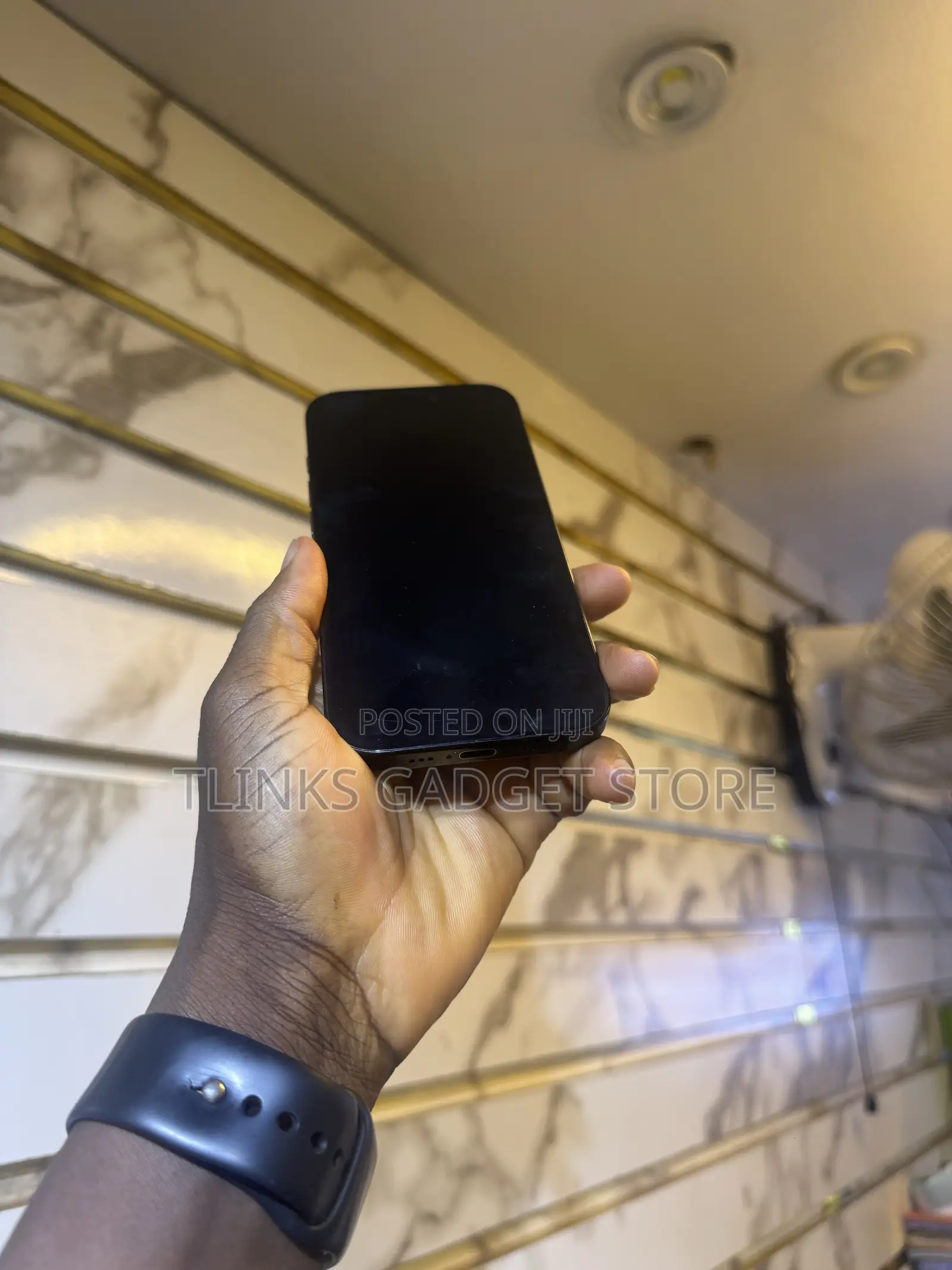 Apple iPhone 16 Pro 128 GB Black