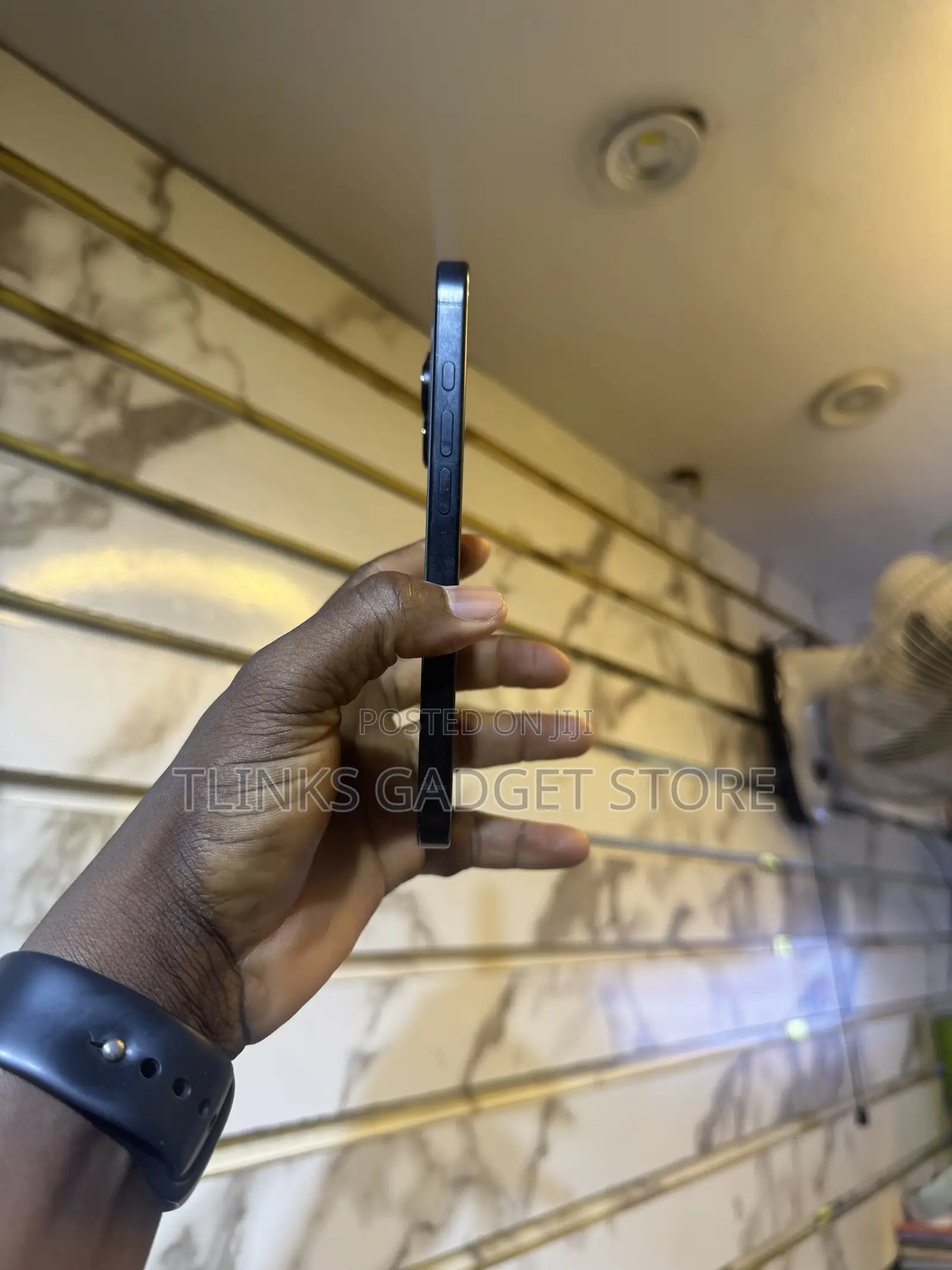 Apple iPhone 16 Pro 128 GB Black