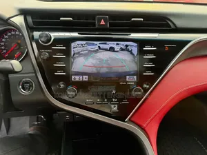 Toyota Camry XSE FWD (2.5L 4cyl 8AM) 2018 Black