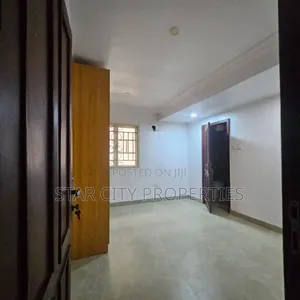 3bdrm Apartment in Magodo Phase 2 for rent