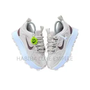 Nike Men’s Casual Sneakers-Black & White