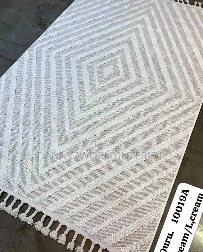 Stylish Living Room Centre Rug