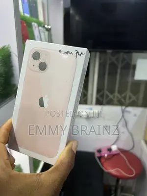 New Apple iPhone 13 128 GB Pink