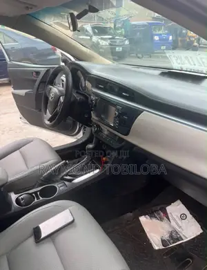 Toyota Corolla 2014 Silver