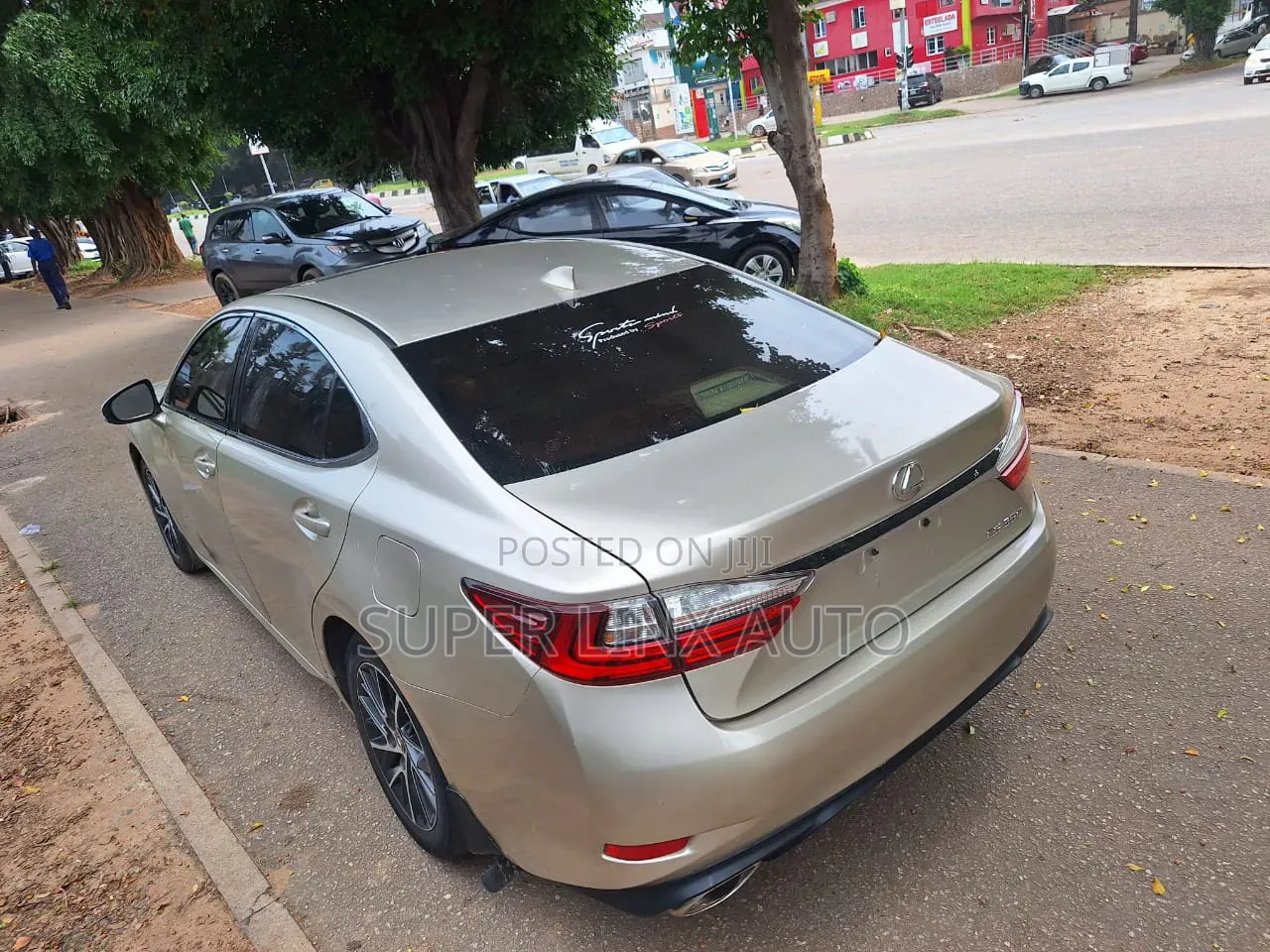 Lexus ES 2016 Gold