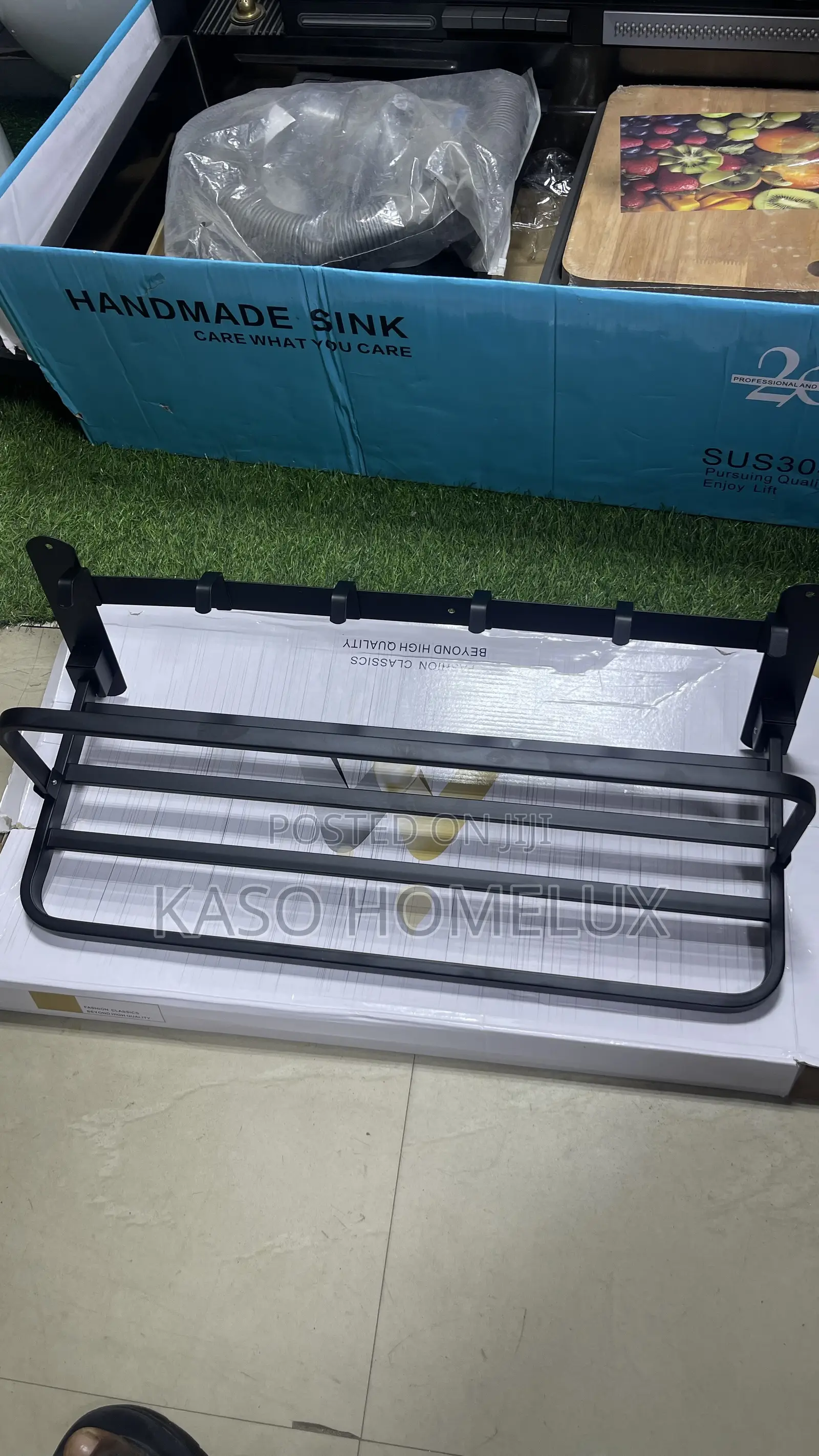 60cm Matte Black Towel Hanger/Rack