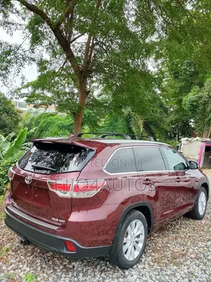 Toyota Highlander XLE V6 4x2 (3.5L 6cyl 6A) 2016 Burgundy
