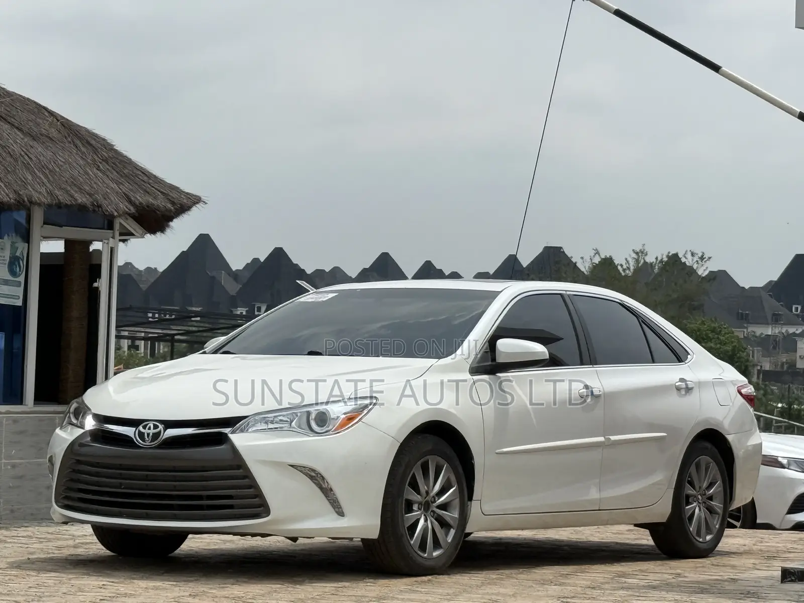 Toyota Camry 2016 White