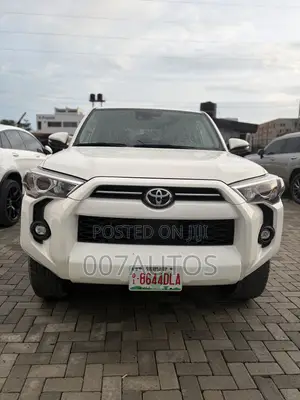 Toyota 4-Runner 2023 White