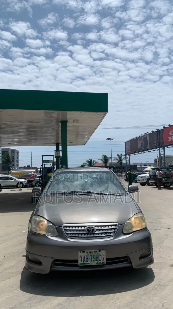 Toyota Corolla S 2004 Gray