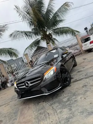 Mercedes-Benz C300 2017 Black
