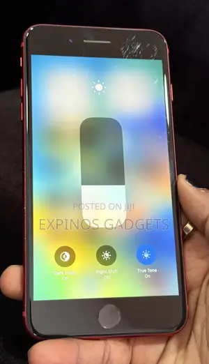 Apple iPhone 8 Plus 64 GB Red