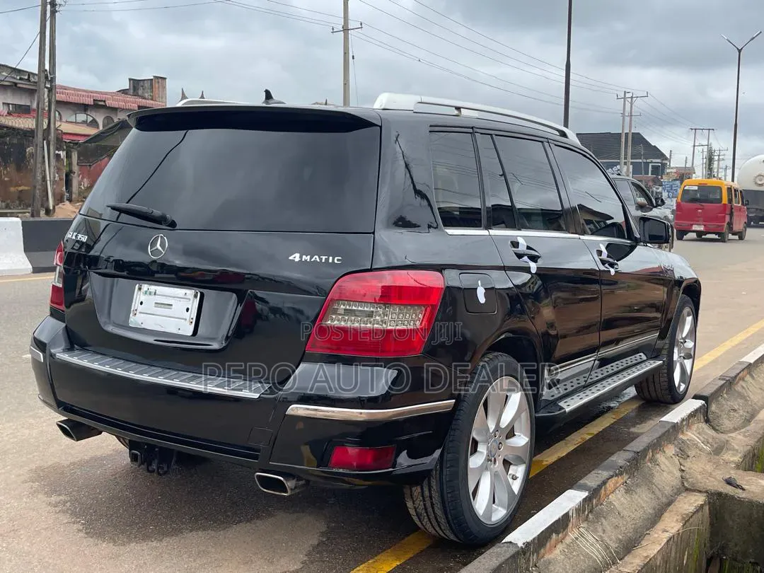 Mercedes-Benz GLK-Class 2011 Black