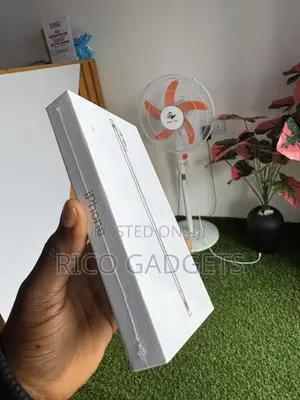 New Apple iPhone Air 256 GB