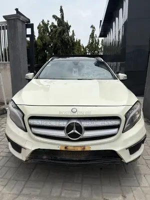 Mercedes-Benz CLA-Class 2015 White
