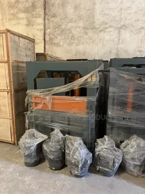 Brand New 80Ton Hydraulic Baling Machine