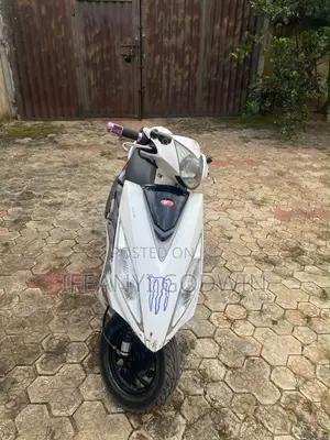Kymco 2021 White